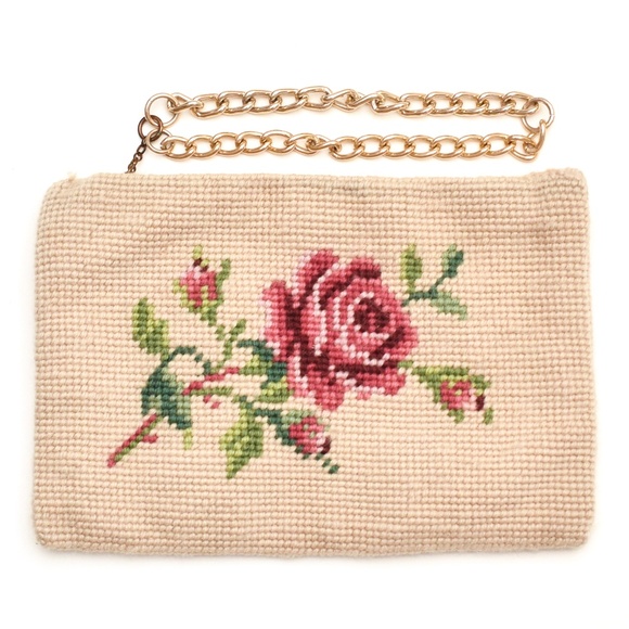 Vintage English Rose Needlepoint Clutch Bag with gold chain - Picture 3 of 7